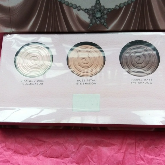 Makeup Bundle - Picture 6 of 7